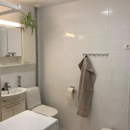 Апартаменты Tapiola Hill 2 Bedroom And 1 Living With Private Parking Эспоо